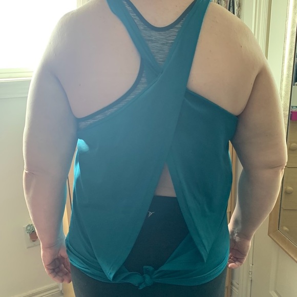 Under Armour Teal Workout Tank Medium - Picture 3 of 7